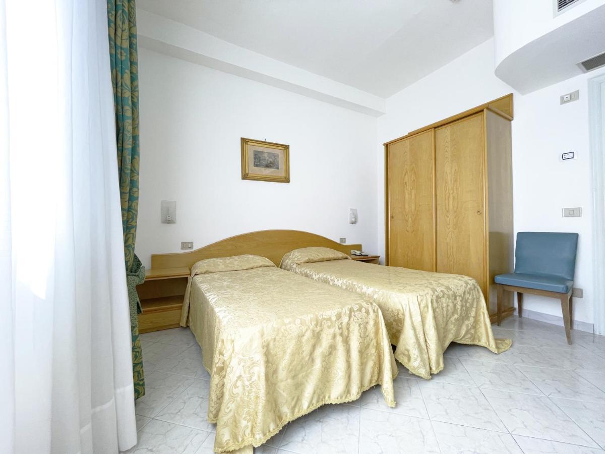 Hotel Reginella 3*