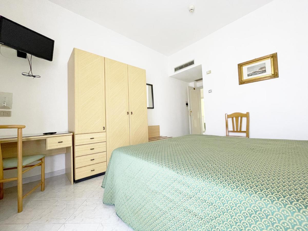 Reginella Hotel 3*