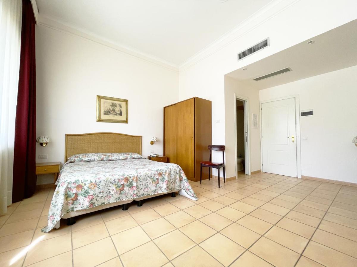Reginella 3*