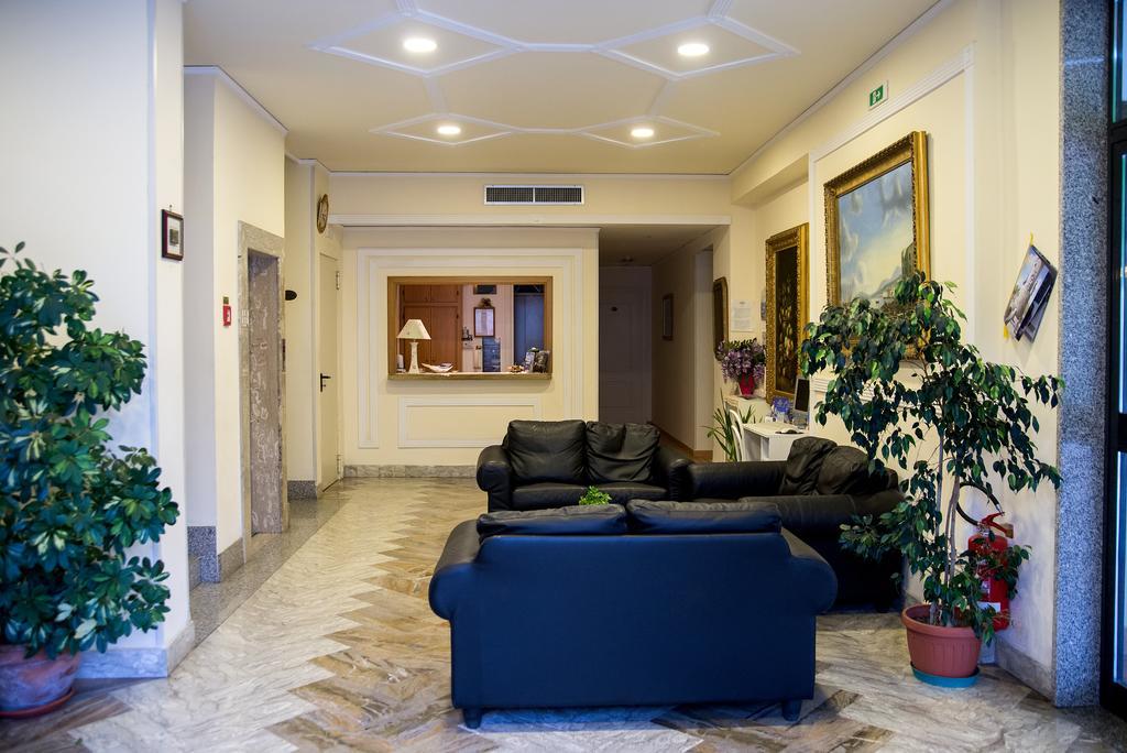 Reginella 3*